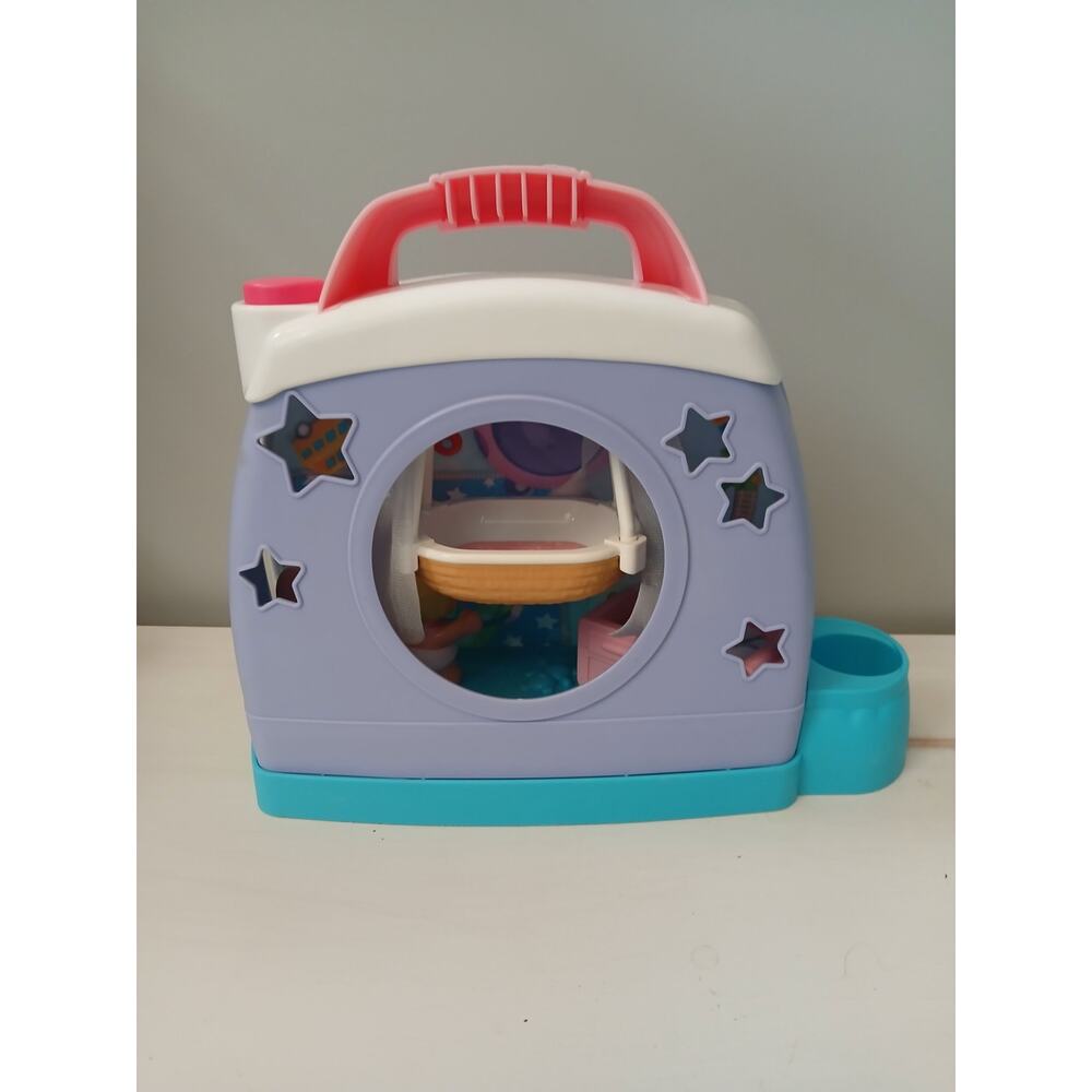 Fisher-Price Little People Cuddle & Play Nursery play set - Picture 7 of 9